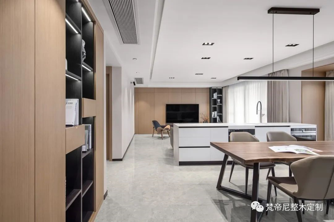 直紋梨木輕奢大平層賞析(圖4) 直紋梨木輕奢大平層賞析(圖4)